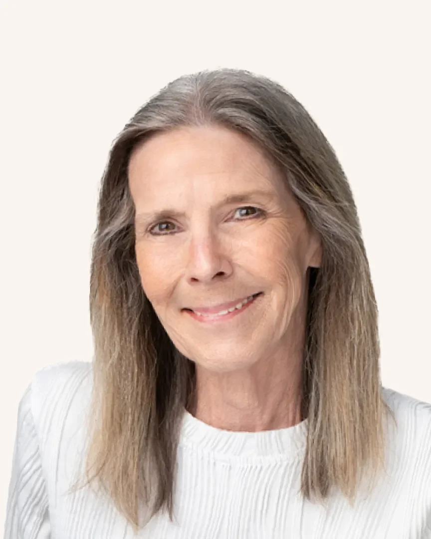 Headshot of a professional woman smiling
